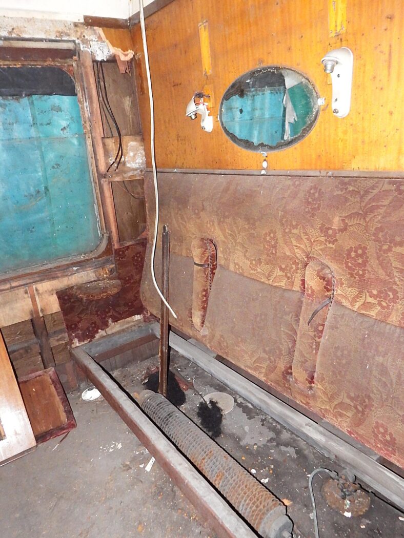 Derelict compartment of 18477